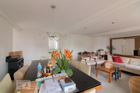 Sala de apartamento à venda com 2 quartos, 177m² em Vila Nova Conceição, São Paulo