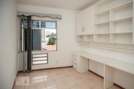 Quarto 1 de apartamento para alugar com 2 quartos, 55m² em Méier, Rio de Janeiro