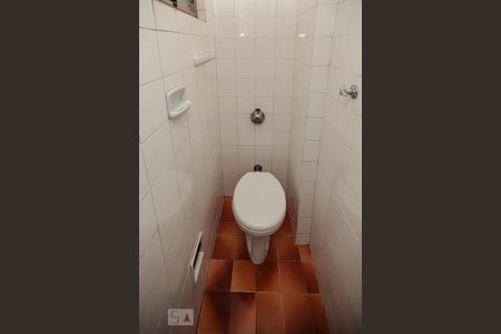Apartamento para alugar com 55m², 2 quartos e 1 vaga Apartamento para alugar com 55m², 2 quartos e 1 vagaBanheiro de Serviço