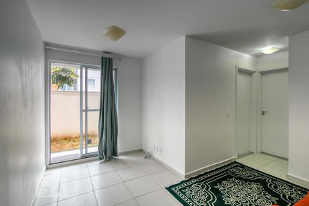 Sala de apartamento para alugar com 2 quartos, 51m² em Atuba, Pinhais