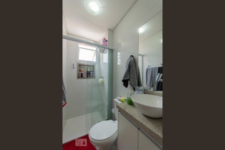 Banheiro da Suite de apartamento à venda com 2 quartos, 70m² em Vila Alpina, Santo André