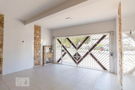 Garagem de casa à venda com 3 quartos, 240m² em Jardim Belém, São Paulo