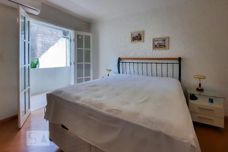 Casa à venda com 250m², 2 quartos e 4 vagas Casa à venda com 250m², 2 quartos e 4 vagasSuíte 1