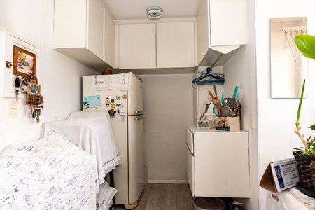 Apartamento à venda com 74m², 2 quartos e 1 vagaÁrea de Serviço