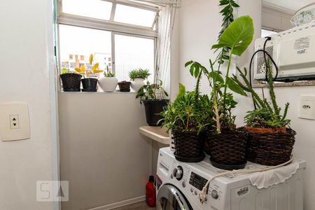 Apartamento à venda com 74m², 2 quartos e 1 vagaÁrea de Serviço