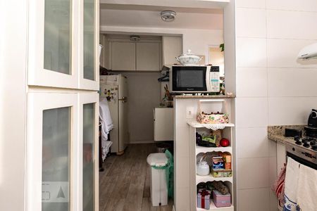 Apartamento à venda com 74m², 2 quartos e 1 vagaCozinha