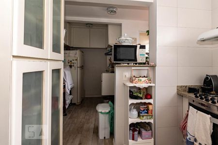 Apartamento à venda com 74m², 2 quartos e 1 vagaCozinha