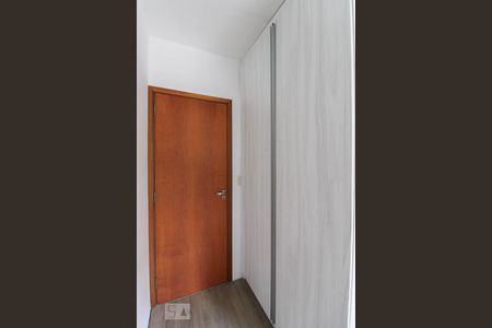 Casa de condomínio à venda com 60m², 2 quartos e 1 vagaSuíte 