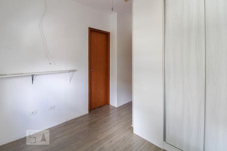 Casa de condomínio à venda com 60m², 2 quartos e 1 vagaSuíte 