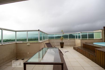 Apartamento à venda com 187m², 4 quartos e 2 vagasCobertura