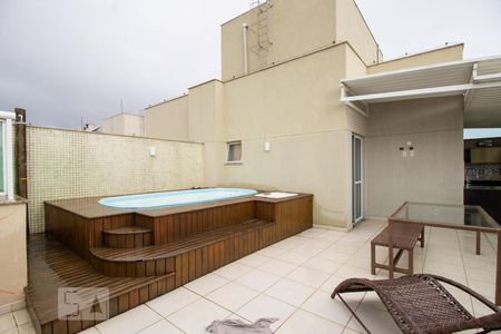 Apartamento à venda com 187m², 4 quartos e 2 vagasPiscin