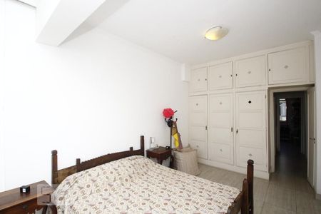 Apartamento à venda com 368m², 4 quartos e sem vagaQuarto 1