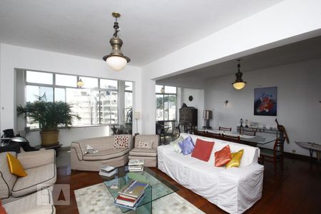 Sala de apartamento à venda com 4 quartos, 368m² em Laranjeiras, Rio de Janeiro