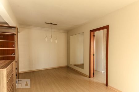 Sala de apartamento à venda com 1 quarto, 60m² em Azenha, Porto Alegre