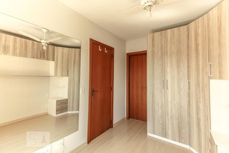 Quarto de apartamento à venda com 1 quarto, 60m² em Azenha, Porto Alegre