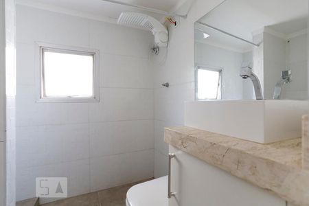 Banheiro de kitnet/studio para alugar com 1 quarto, 30m² em Bela Vista, São Paulo