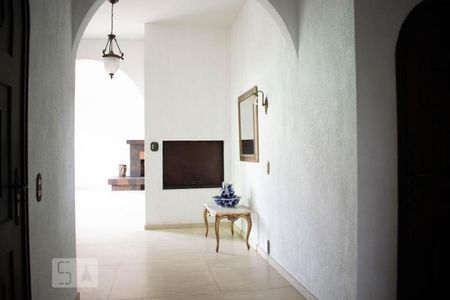 Casa de condomínio à venda com 550m², 3 quartos e 6 vagasHall de Entrada