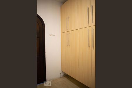 Casa de condomínio à venda com 550m², 3 quartos e 6 vagasÁrea de Serviço