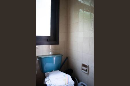 Casa de condomínio à venda com 550m², 3 quartos e 6 vagasBanheiro da Churrasqueira