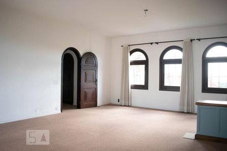 Casa de condomínio à venda com 550m², 3 quartos e 6 vagasSala 2º andar