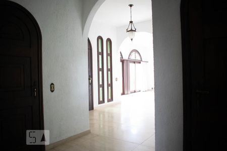 Casa de condomínio à venda com 550m², 3 quartos e 6 vagasHall de Entrada