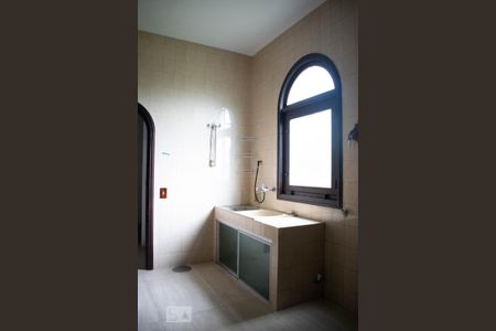 Casa de condomínio à venda com 550m², 3 quartos e 6 vagasÁrea de Serviço