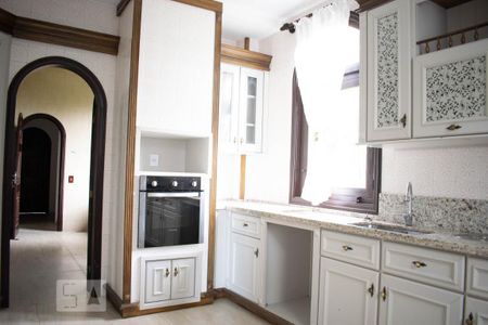 Casa de condomínio à venda com 550m², 3 quartos e 6 vagasCozinha