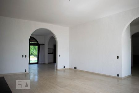 Sala de Estar de casa de condomínio à venda com 3 quartos, 550m² em Cavalhada, Porto Alegre
