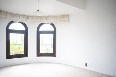 Casa de condomínio à venda com 550m², 3 quartos e 6 vagasQuarto Suíte 2