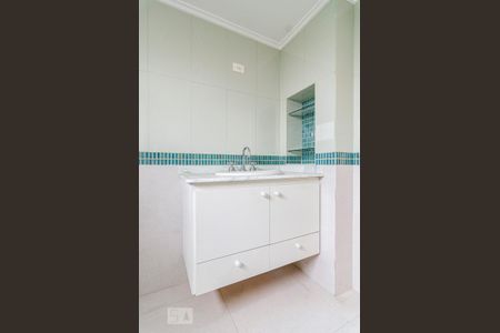 Apartamento à venda com 68m², 2 quartos e 1 vaga Apartamento à venda com 68m², 2 quartos e 1 vagaBanheiro