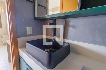 Apartamento para alugar com 166m², 4 quartos e 2 vagas Apartamento para alugar com 166m², 4 quartos e 2 vagasBanheiro da Suíte 2