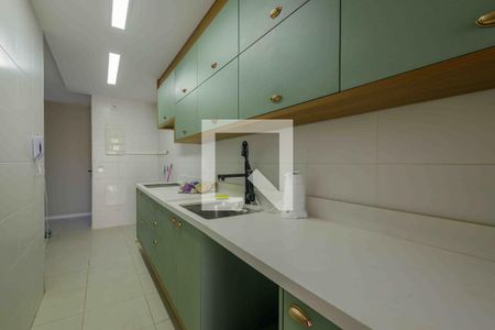 Apartamento para alugar com 166m², 4 quartos e 2 vagas Apartamento para alugar com 166m², 4 quartos e 2 vagasCozinha