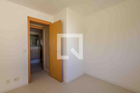 Apartamento para alugar com 166m², 4 quartos e 2 vagas Apartamento para alugar com 166m², 4 quartos e 2 vagasQuarto