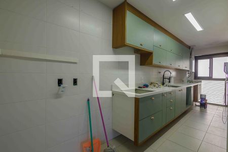 Apartamento para alugar com 166m², 4 quartos e 2 vagas Apartamento para alugar com 166m², 4 quartos e 2 vagasCozinha