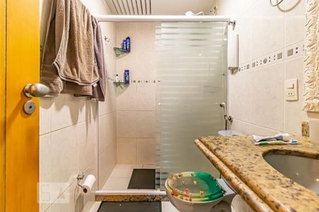 Apartamento à venda com 127m², 3 quartos e 2 vagas Apartamento à venda com 127m², 3 quartos e 2 vagasBanheiro Social