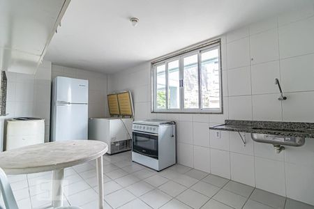Apartamento à venda com 127m², 3 quartos e 2 vagas Apartamento à venda com 127m², 3 quartos e 2 vagasÁrea comum - Salão de festas