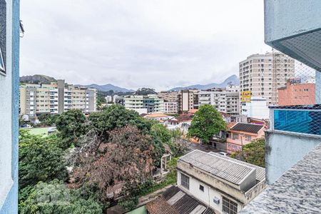 Apartamento à venda com 127m², 3 quartos e 2 vagas Apartamento à venda com 127m², 3 quartos e 2 vagasVista da Área de Serviço