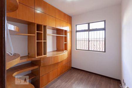 Quarto 1 de apartamento para alugar com 3 quartos, 98m² em Palmares, Belo Horizonte