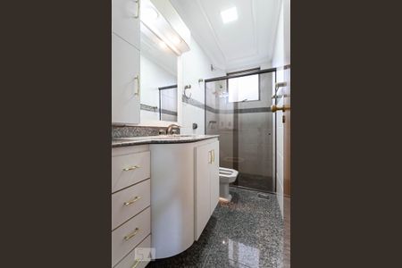 Apartamento para alugar com 98m², 3 quartos e 2 vagasBanheiro social