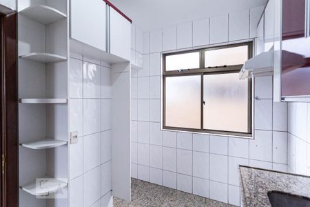 Apartamento para alugar com 98m², 3 quartos e 2 vagasCozinha