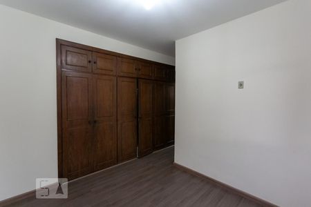 Apartamento à venda com 345m², 4 quartos e 2 vagas Apartamento à venda com 345m², 4 quartos e 2 vagasQuarto 4 - Suíte