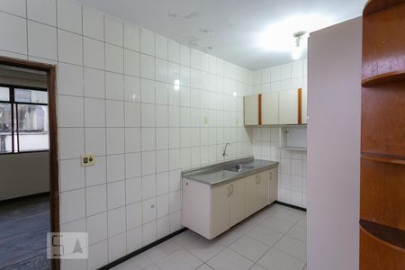 Apartamento à venda com 345m², 4 quartos e 2 vagas Apartamento à venda com 345m², 4 quartos e 2 vagasCozinha