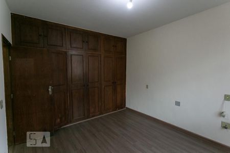 Apartamento à venda com 345m², 4 quartos e 2 vagas Apartamento à venda com 345m², 4 quartos e 2 vagasQuarto 1