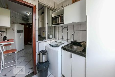 Apartamento à venda com 115m², 3 quartos e 1 vagaÁrea de Serviço