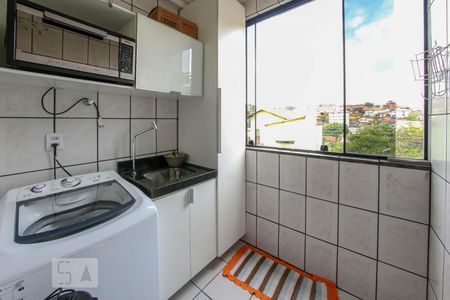 Apartamento à venda com 115m², 3 quartos e 1 vagaÁrea de Serviço
