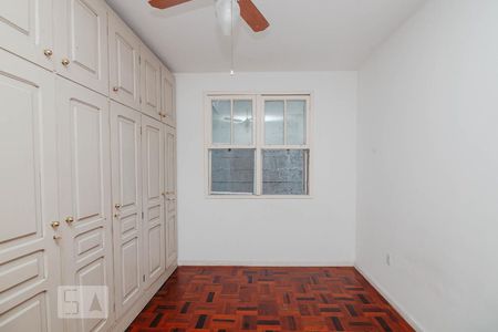 Dormitório de apartamento à venda com 2 quartos, 85m² em Auxiliadora, Porto Alegre