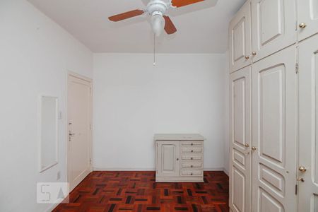 Detalhe dormitório de apartamento à venda com 2 quartos, 85m² em Auxiliadora, Porto Alegre