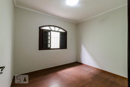 Casa à venda com 100m², 2 quartos e 2 vagas Casa à venda com 100m², 2 quartos e 2 vagasQuarto 2