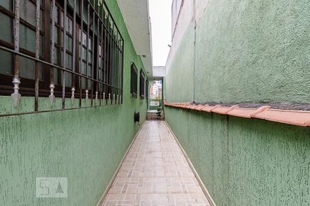 Casa à venda com 100m², 2 quartos e 2 vagas Casa à venda com 100m², 2 quartos e 2 vagasQuintal