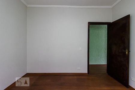 Casa à venda com 100m², 2 quartos e 2 vagas Casa à venda com 100m², 2 quartos e 2 vagasQuarto 2